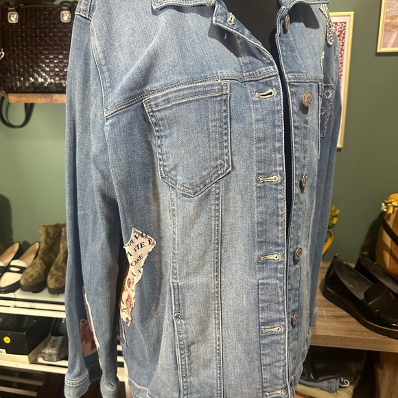 Chico Patchwork Denim Jacket Size 3 (fits like XL-2X) 👑 - Picture 2 of 5
